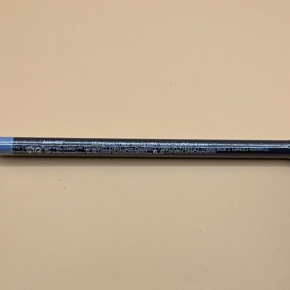 Luna by Luna Eyeliner in Emerald - Picture 3 of 3